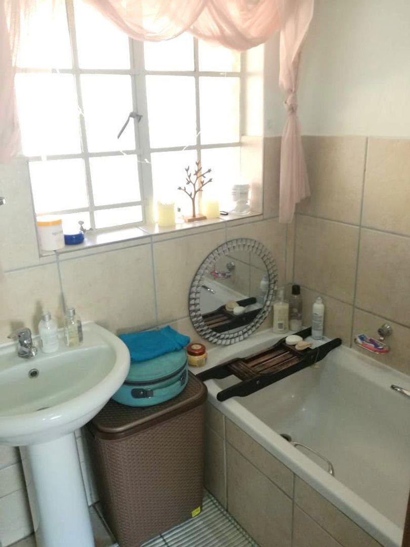1 Bedroom Property for Sale in Die Bult North West